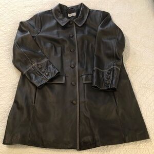 Black leather knee length coat. Women’s size 2X.